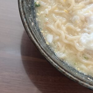 たまごとろりインスタントラーメン